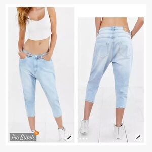 One by One Teaspoon Eagles Slouchy Jeans in Clean